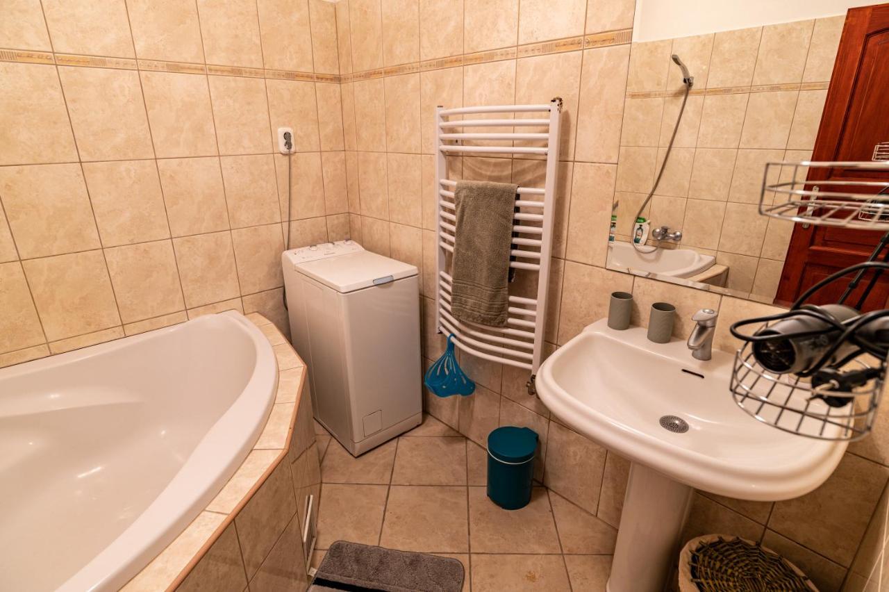 Elite Center Apartman Szeged Extérieur photo